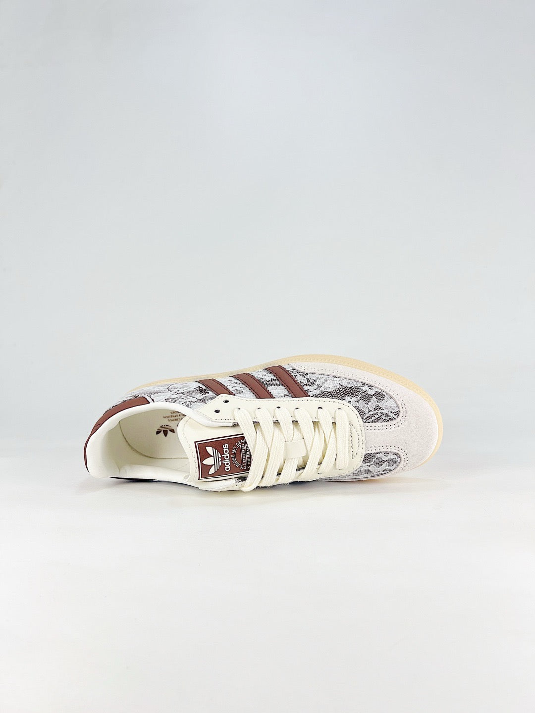 Adidas Samba Classic Leather Sneakers Vintage Streetwear Shoes Lace print upper with brown accents