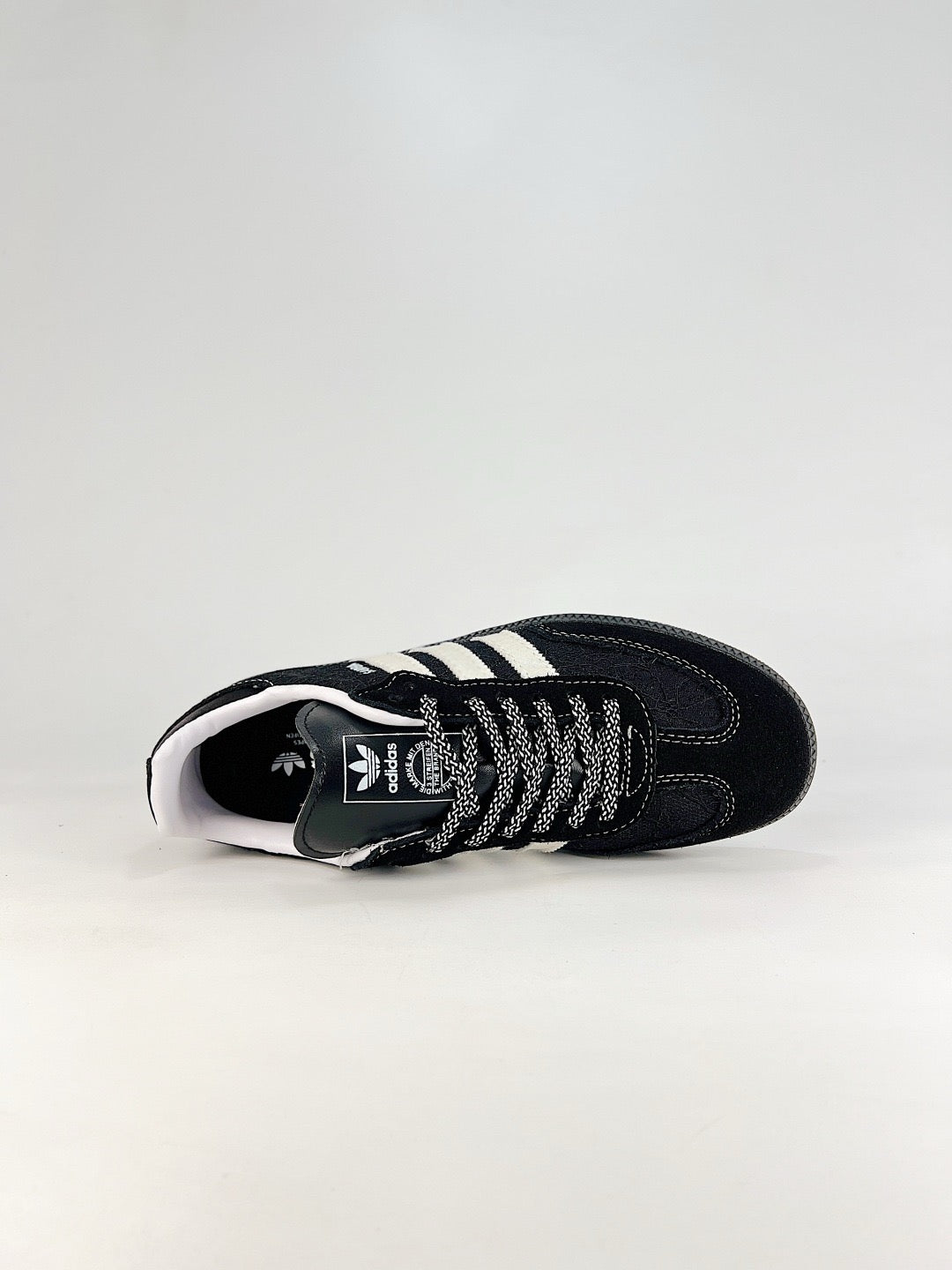 Adidas Samba Classic Leather Sneakers Vintage Streetwear Shoes Black lace upper with off-white stripes