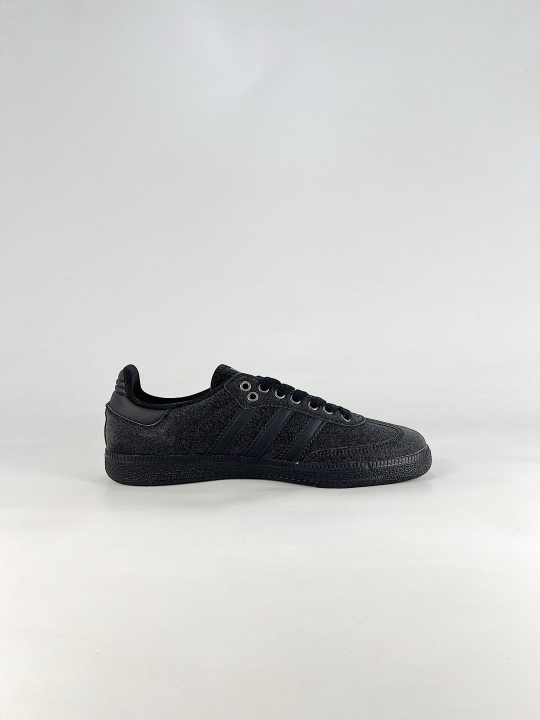 Adidas Samba Classic Leather Sneakers Vintage Streetwear Shoes All Black Suede
