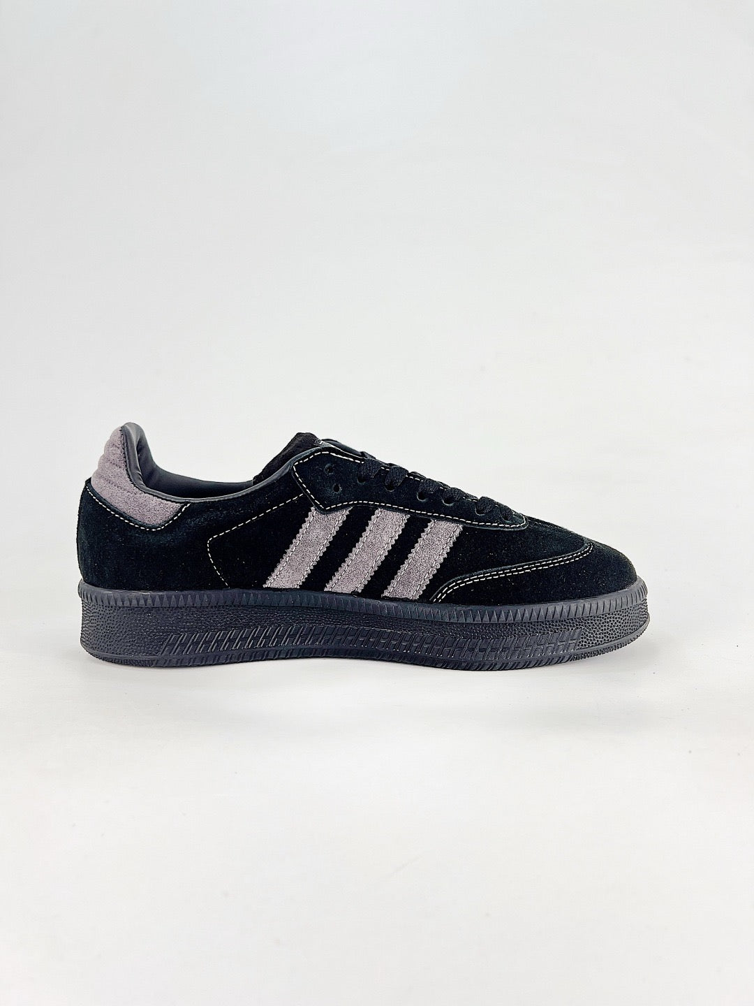 Adidas Samba Low Top Casual Sneakers Unisex Black Suede + Grey Stripes