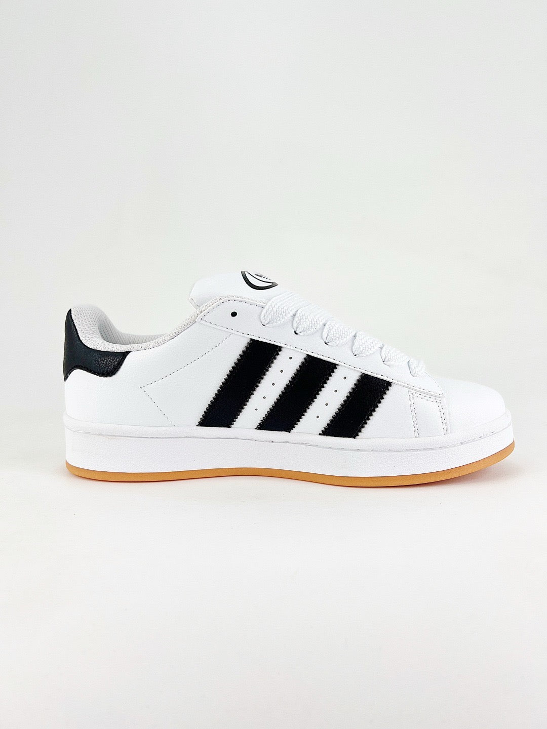 Adidas Campus 00s Unisex Sneakers White Leather Black Stripes Gum Sole