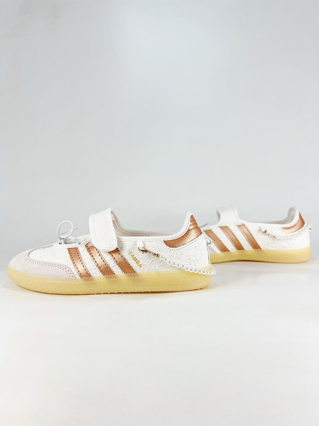 Adidas Samba Classic  Leather Sneakers Vintage Streetwear Shoes White lace upper with rose gold stripes and pearl decor