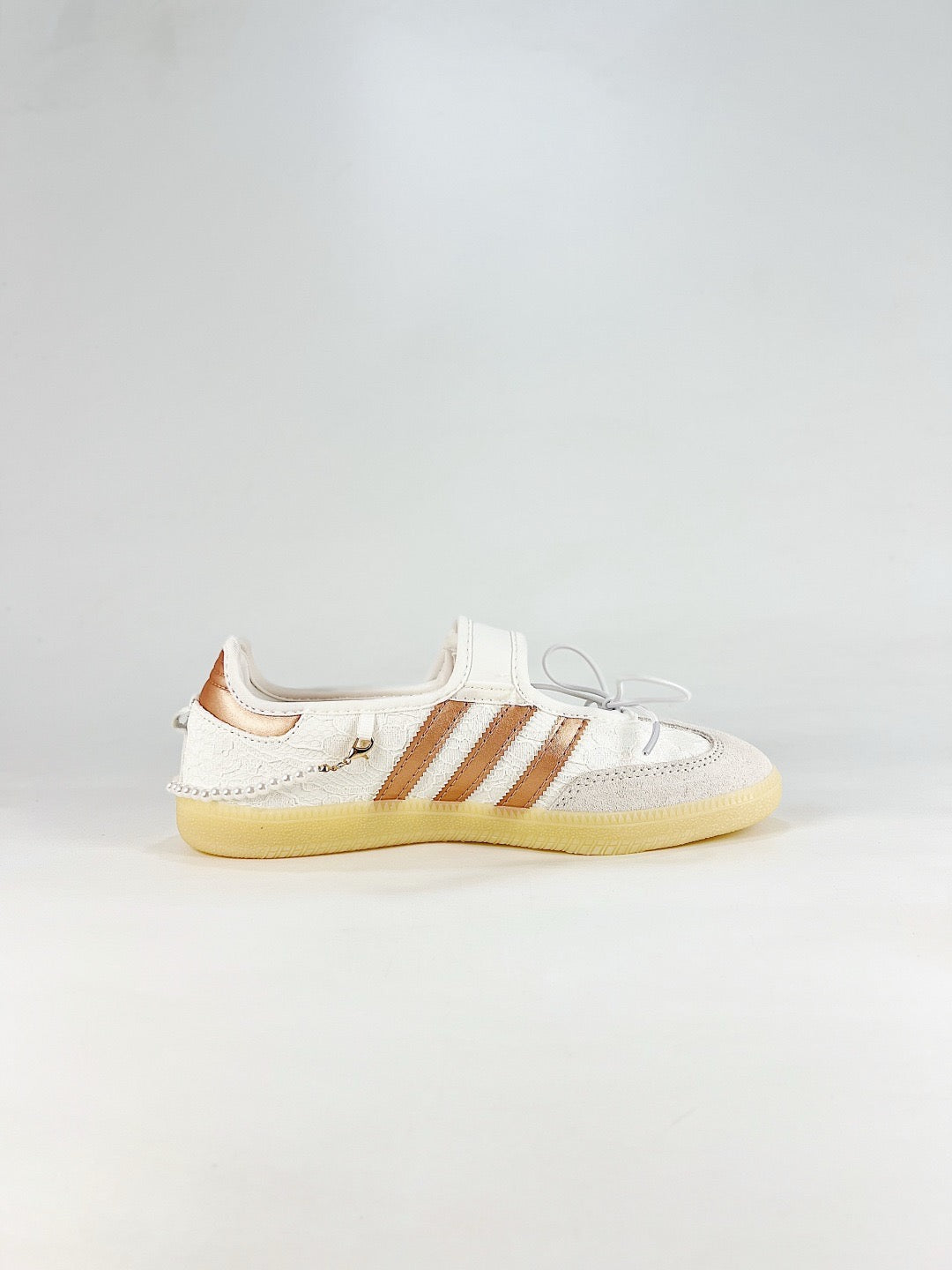 Adidas Samba Classic  Leather Sneakers Vintage Streetwear Shoes White lace upper with rose gold stripes and pearl decor