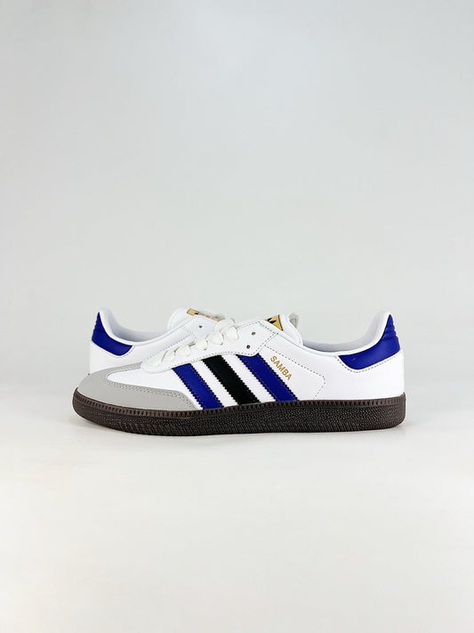 Adidas Samba Classic  Leather Sneakers Vintage Streetwear Shoes White leather upper with blue and black three stripes