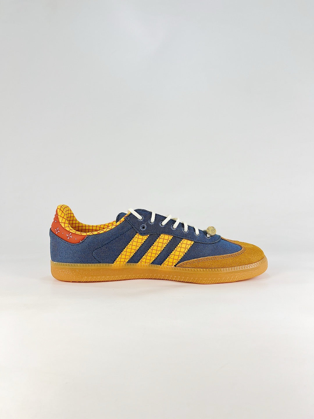 Adidas Samba Classic  Leather Sneakers Vintage Streetwear Shoes Denim blue upper with yellow stripes and tan suede toe cap