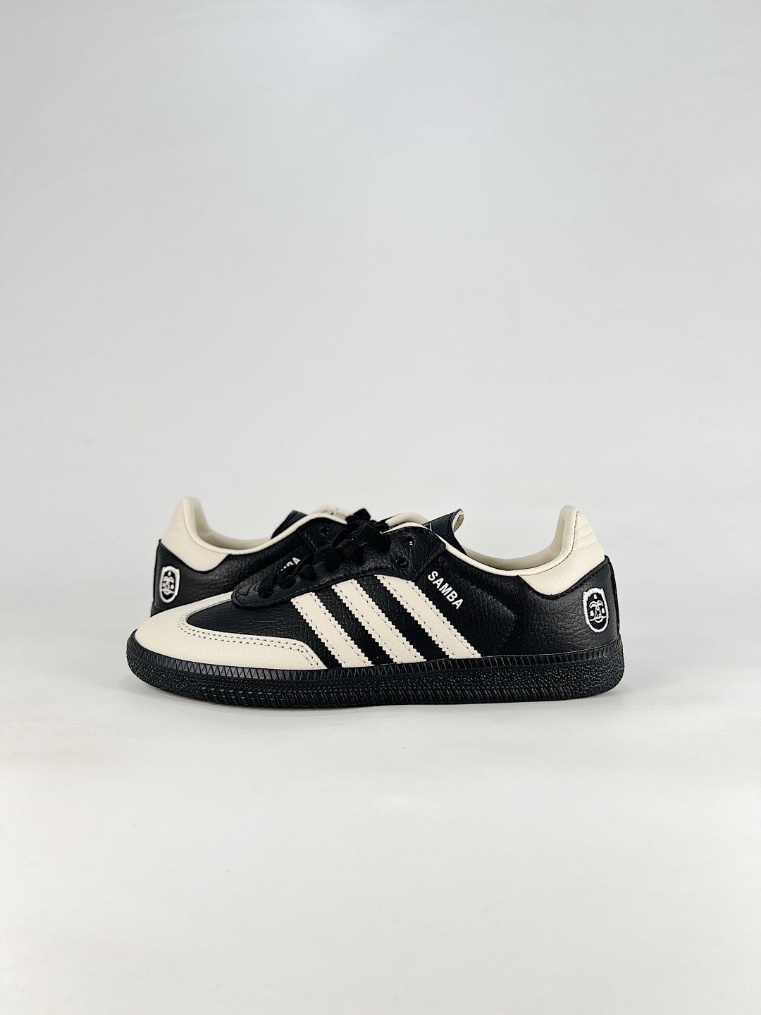 Adidas Samba Low Top Casual Sneakers Unisex Black, Off-White