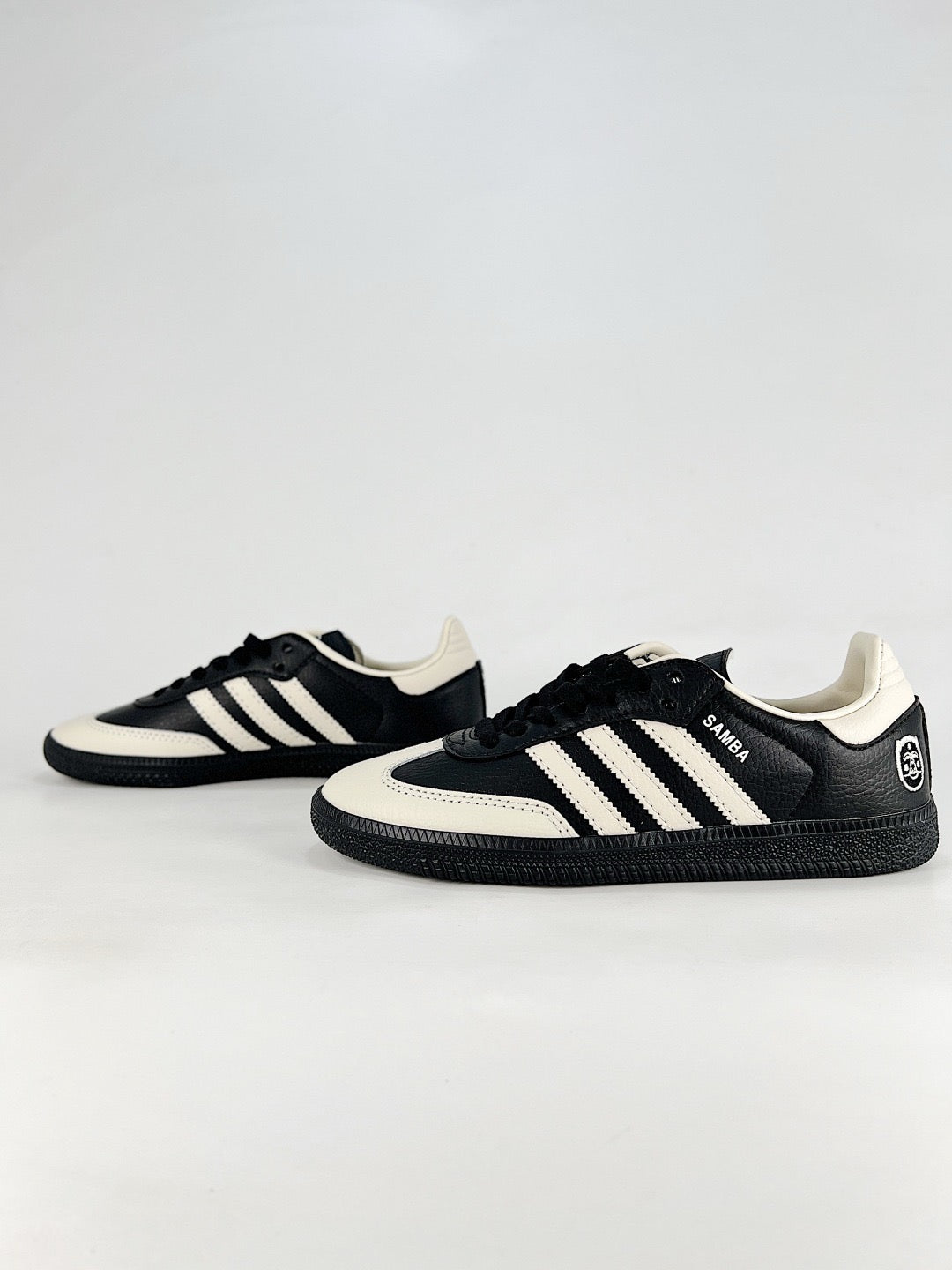 Adidas Samba Low Top Casual Sneakers Unisex Black, Off-White