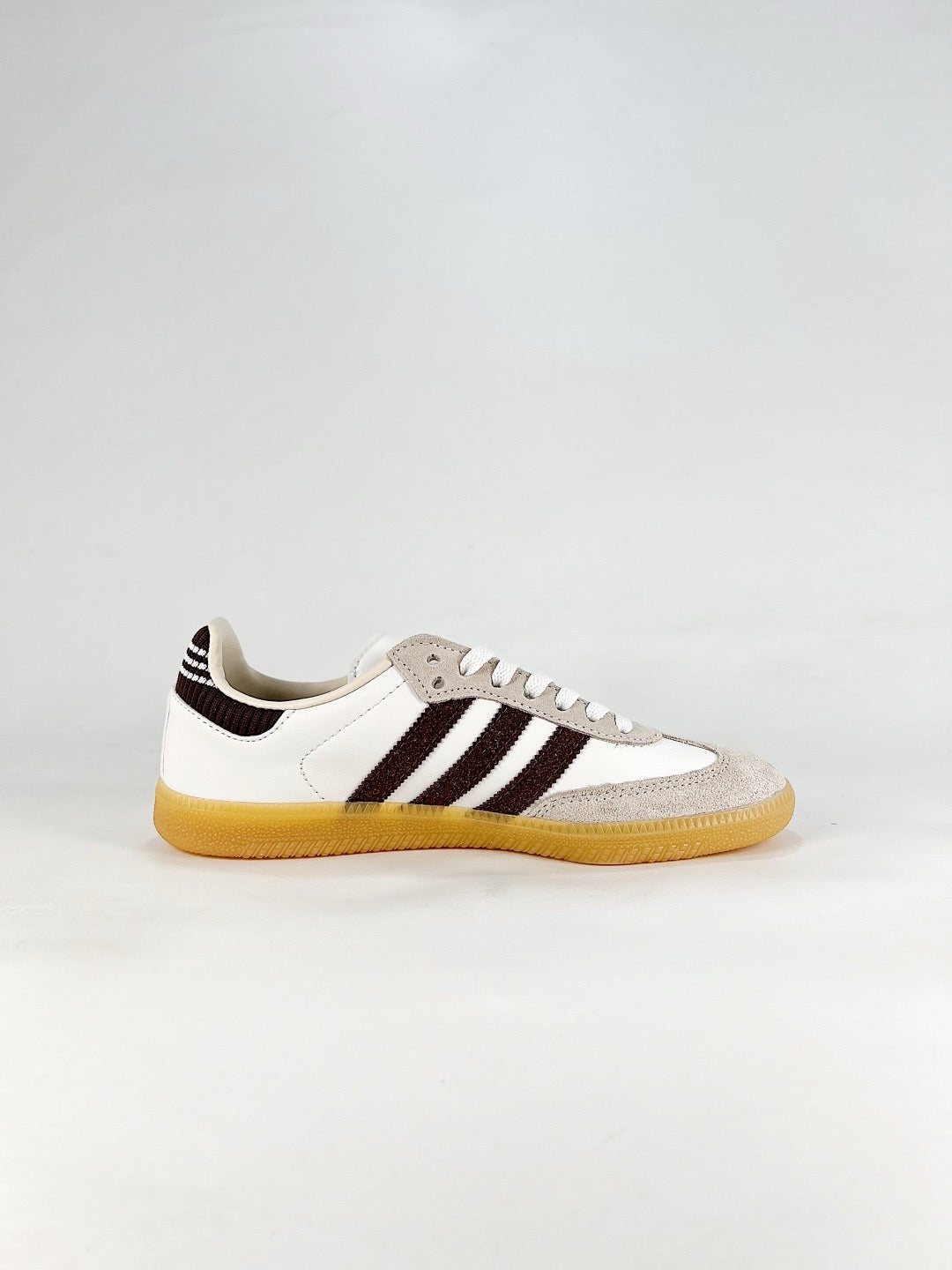 Adidas Samba Low Top Casual Sneakers Unisex Off White Dark Brown Gum