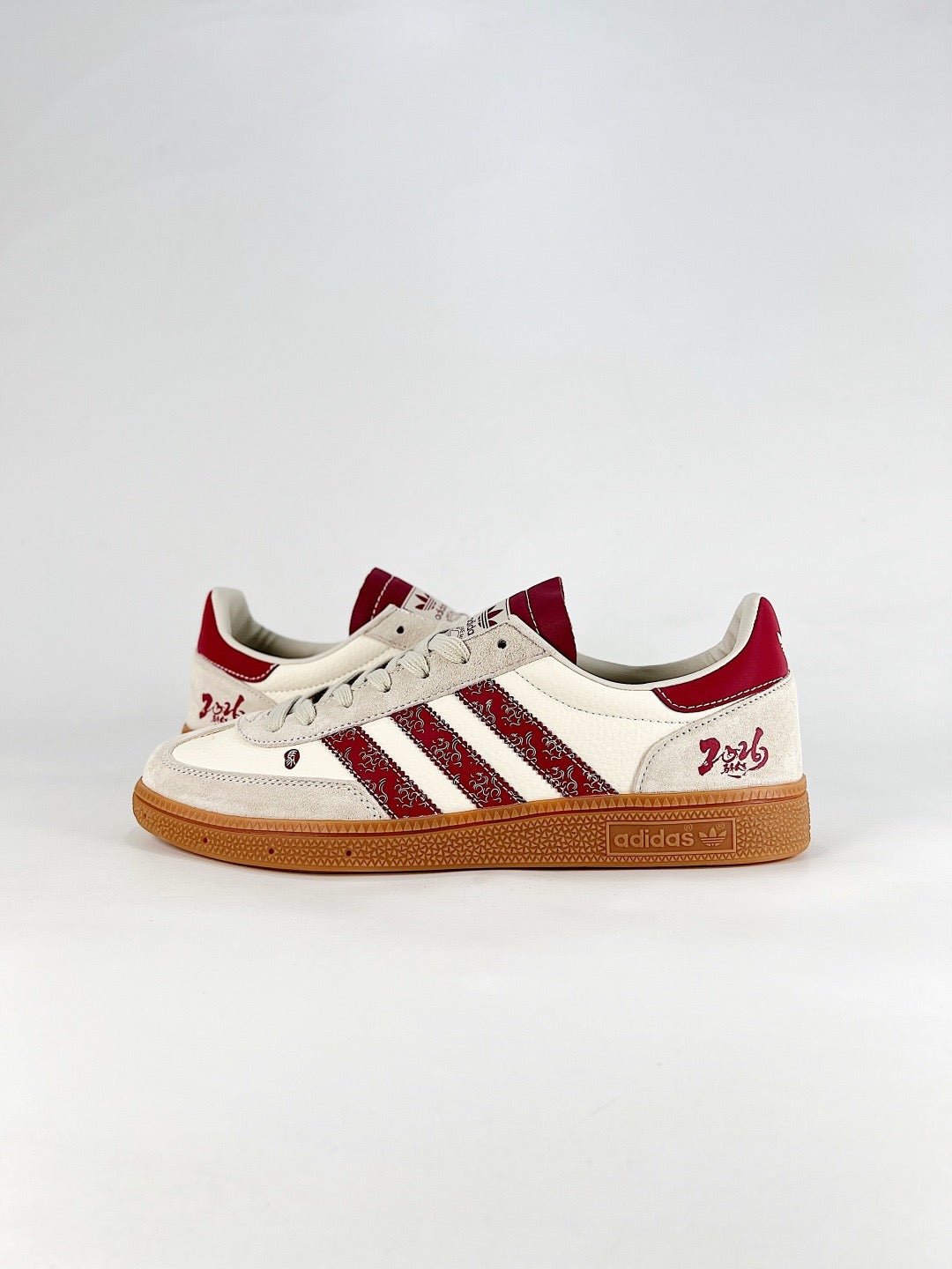 Adidas Samba Low Top Casual Sneakers Unisex Off White Burgundy Paisley Custom