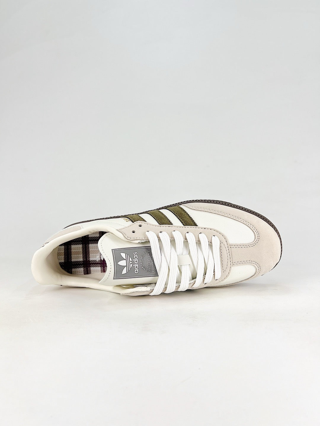 Adidas Samba Low Top Casual Sneakers Unisex Cream White + Dark Olive Green