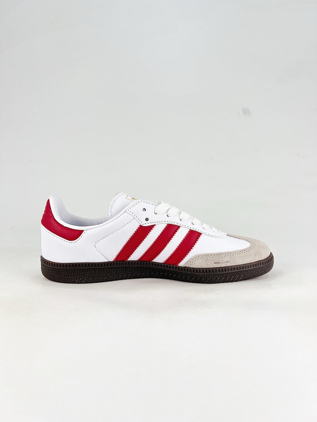 Adidas Samba Low Top Casual Sneakers Unisex White + Bright Red