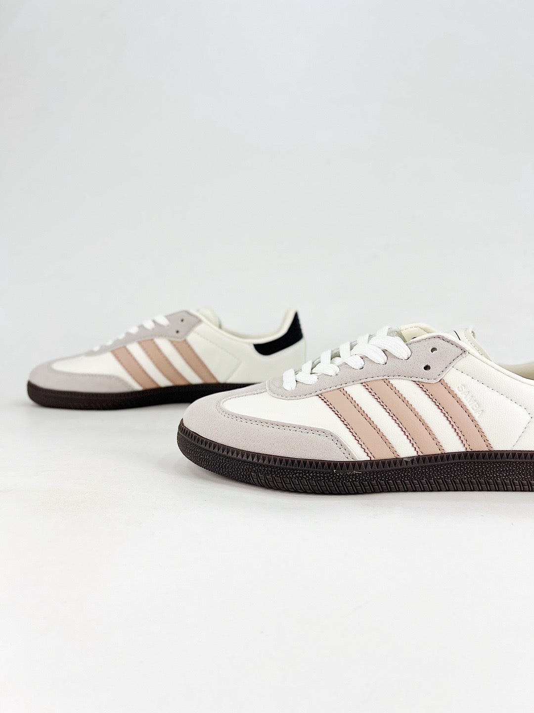Adidas Samba Low Top Casual Sneakers Unisex Off White + Nude Beige