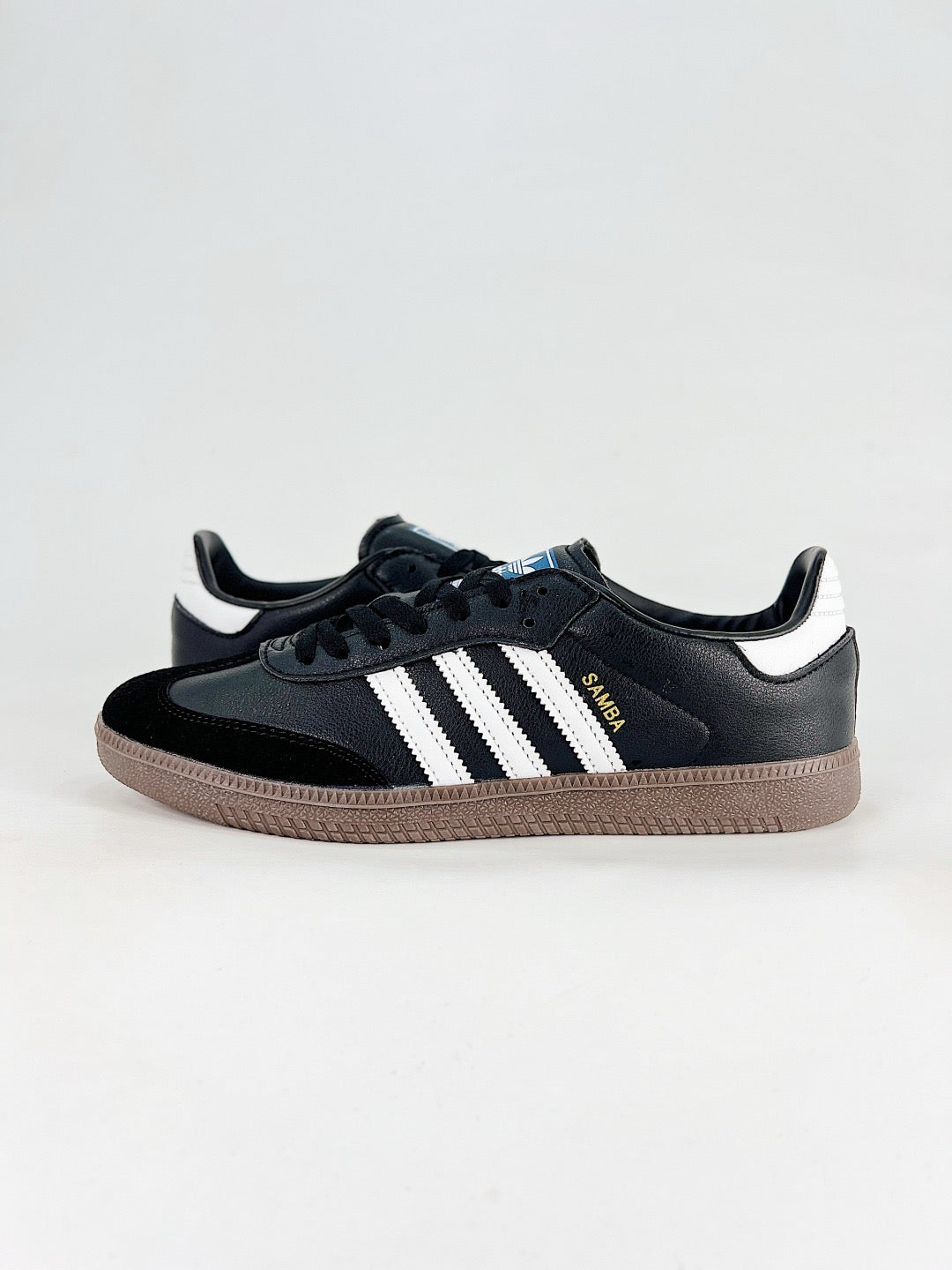 Adidas Samba Low Top Casual Sneakers Unisex Black Leather & Suede + White Stripes