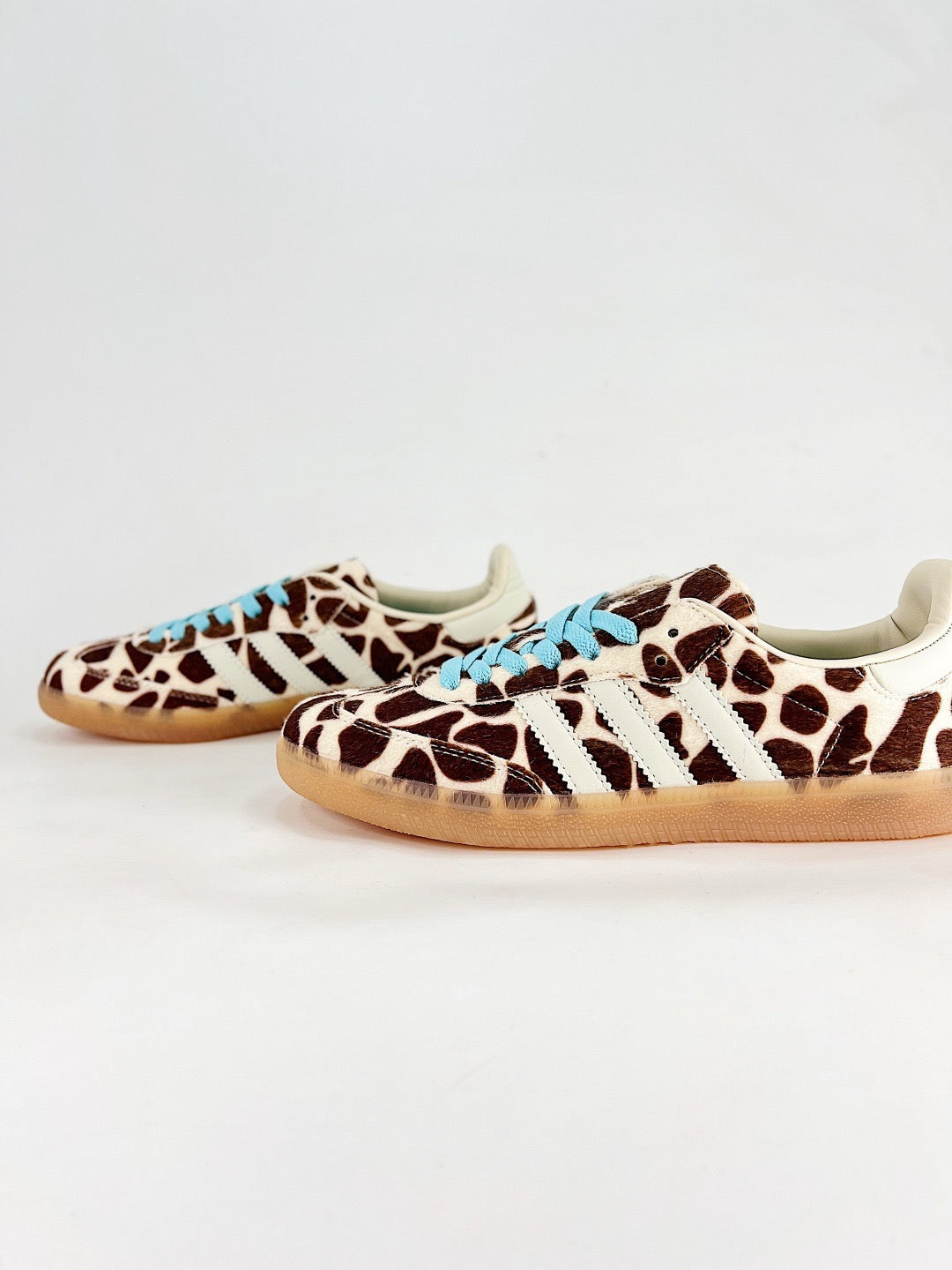 Adidas Samba Low Top Casual Sneakers Unisex Giraffe Print Pony Hair + White Stripes