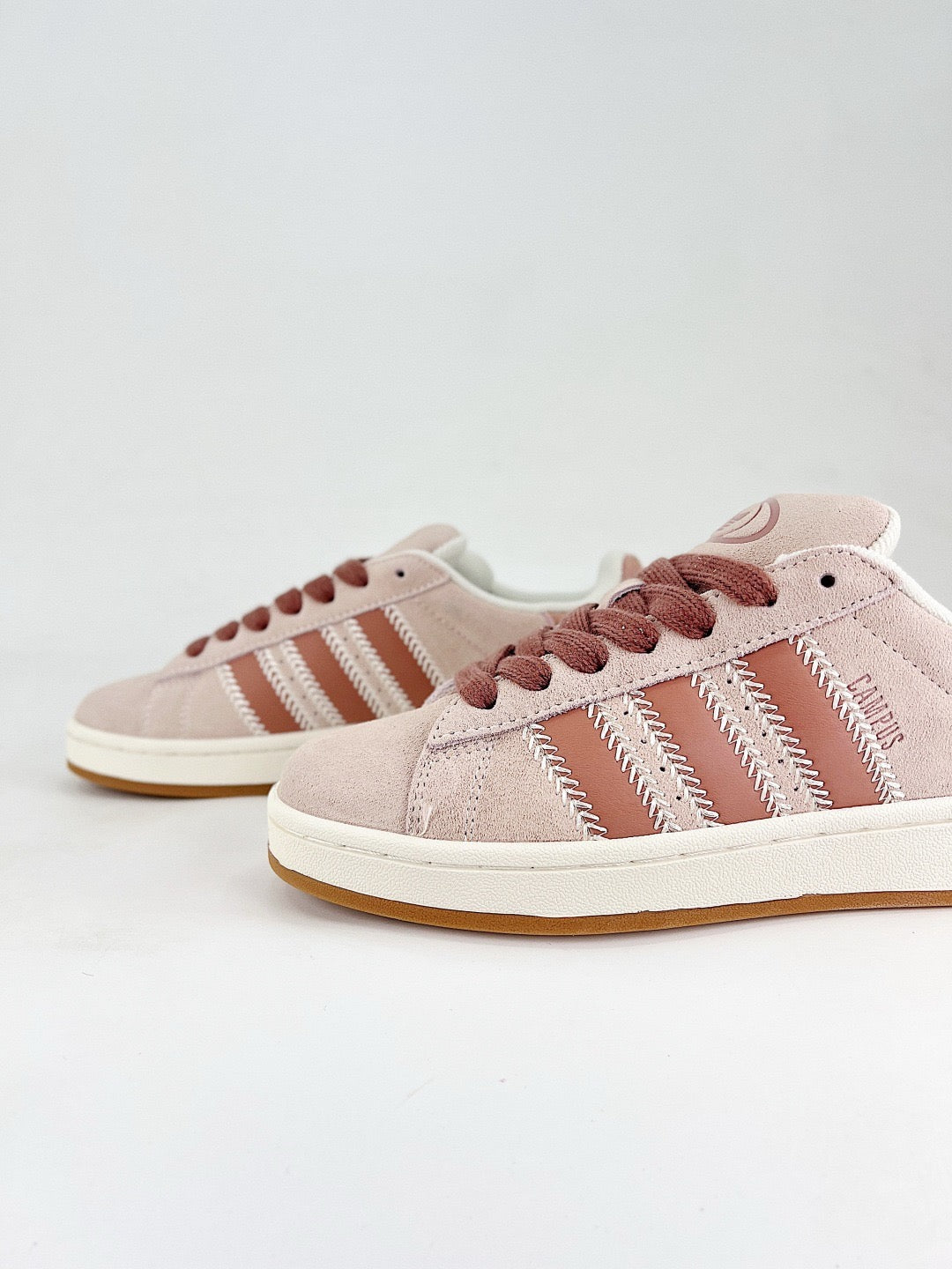 Adidas Campus 00s Unisex Suede Sneakers Light Pink Embroidery Stripes Gum Sole