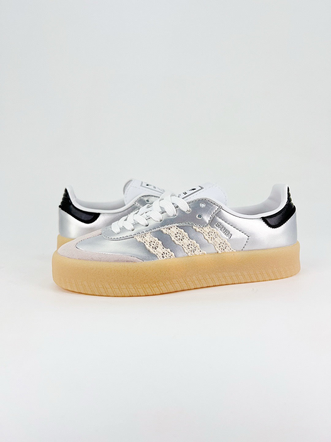 Adidas Samba Unisex Sneakers Silver Metallic Leather Lace Stripes Gum Sole