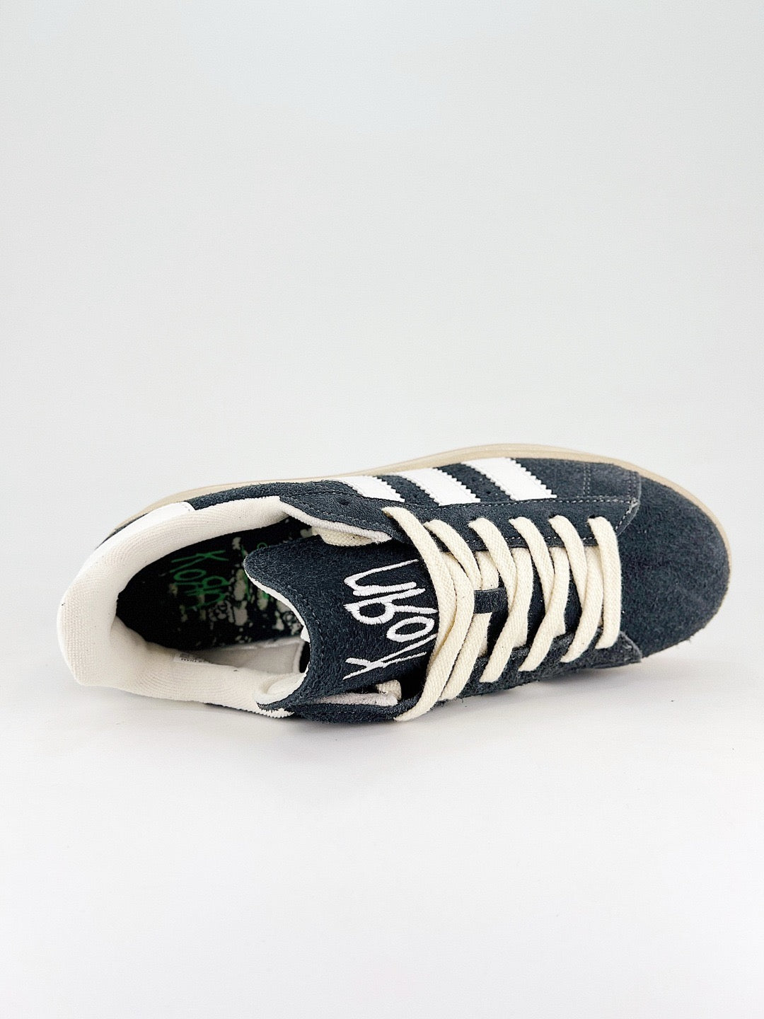 Adidas Campus 00s Sneaker Black White Vintage Gum Sole Unisex