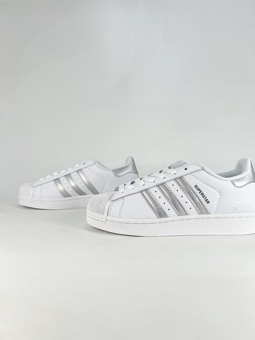 adidas Superstar White Silver Stripe Sneakers Unisex