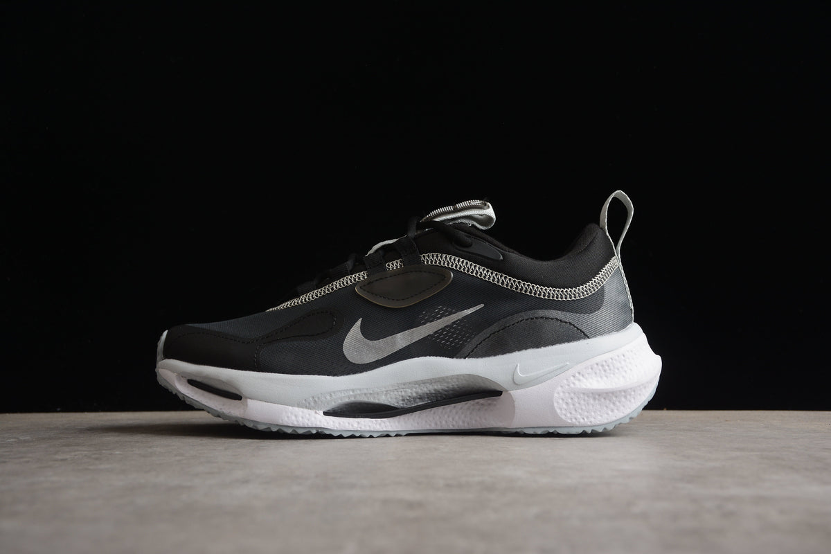 Nike Spark Chunky Sneakers Sport Running Shoes Black / Metallic Silver / White