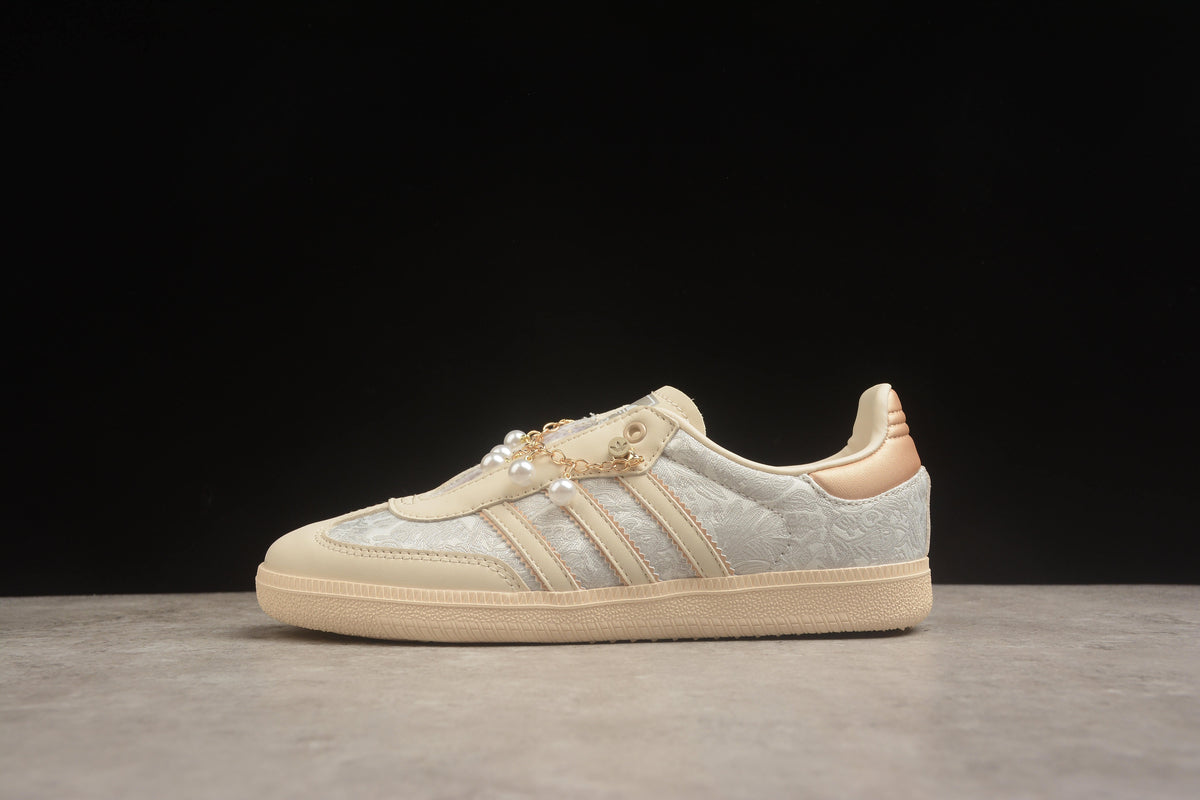 adidas Samba OG Unisex Retro Sneakers Wonder White/Chalk White