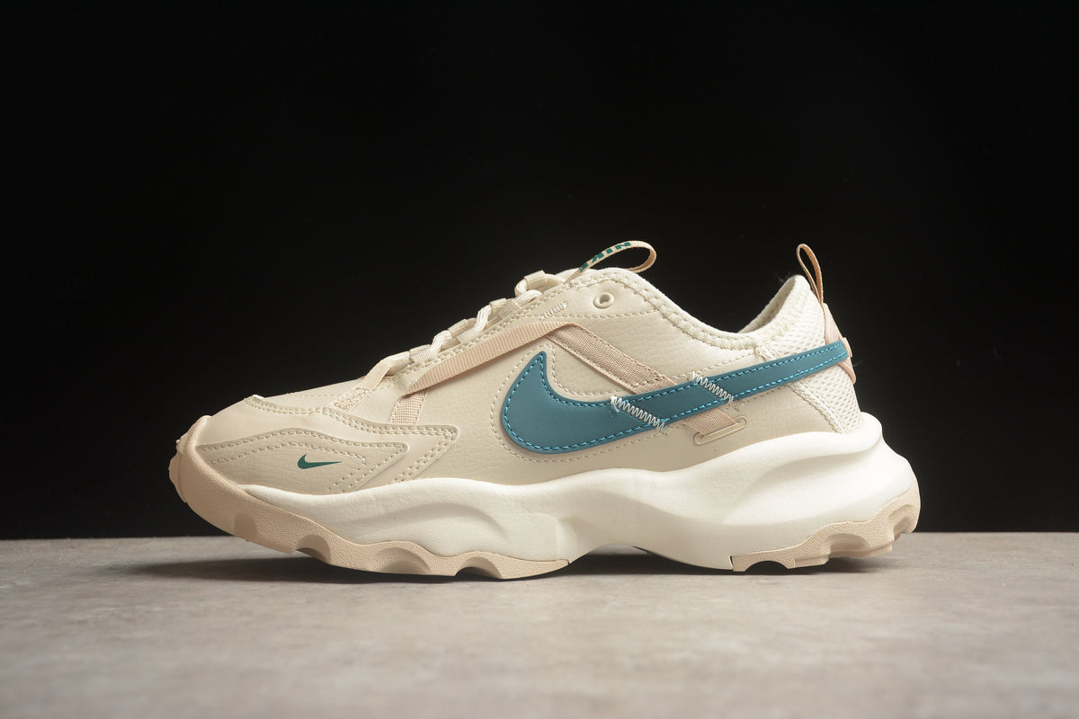 Nike TC 7900 PRM Unisex Shoes Sail Oxygen Purple Chunky Sneakers Teal / Beige