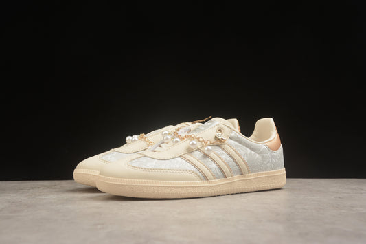 adidas Samba OG Unisex Retro Sneakers Wonder White/Chalk White
