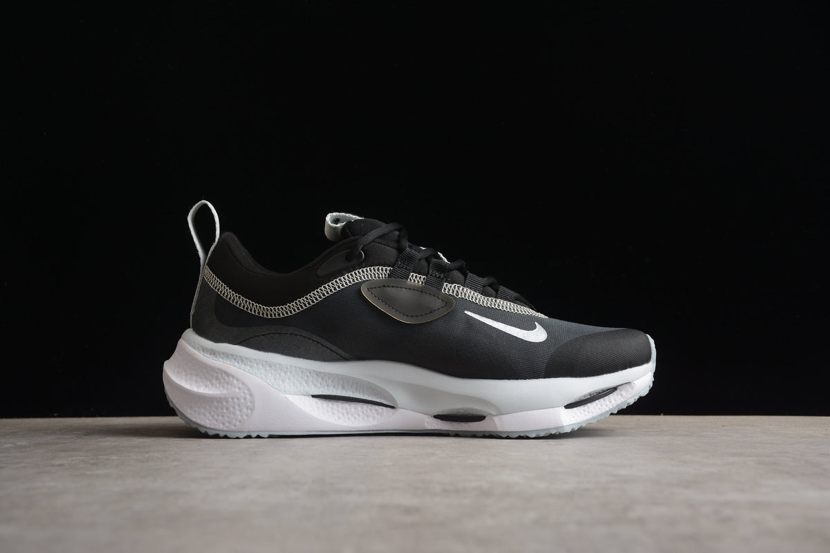 Nike Spark Chunky Sneakers Sport Running Shoes Black / Metallic Silver / White
