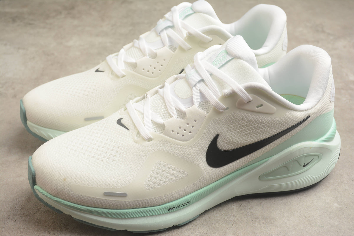 Nike Air Zoom Structure 26 Chunky Sneakers Sport Running Shoes Barely Green