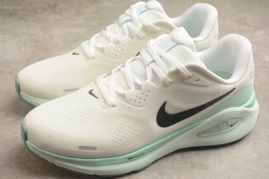 Nike Air Zoom Structure 26 Chunky Sneakers Sport Running Shoes Barely Green