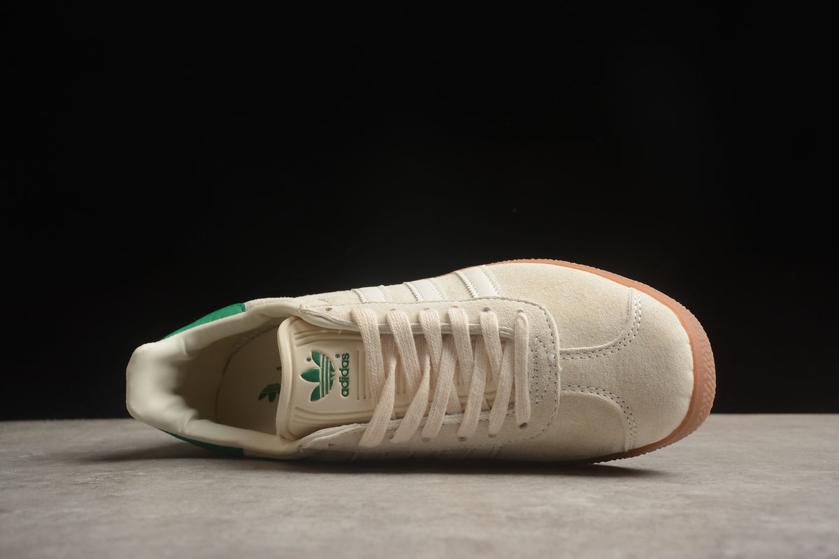adidas Samba OG Low Top Sneakers Leather Suede Retro Gum Sole Casual Shoes Unisex Cream Off White