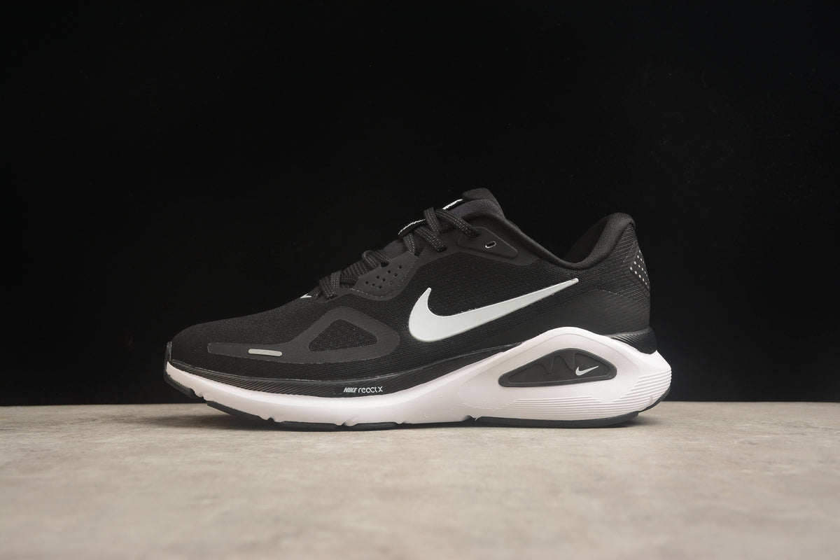 Nike Air Zoom Structure 26 Chunky Sneakers Sport Running Shoes Black / White