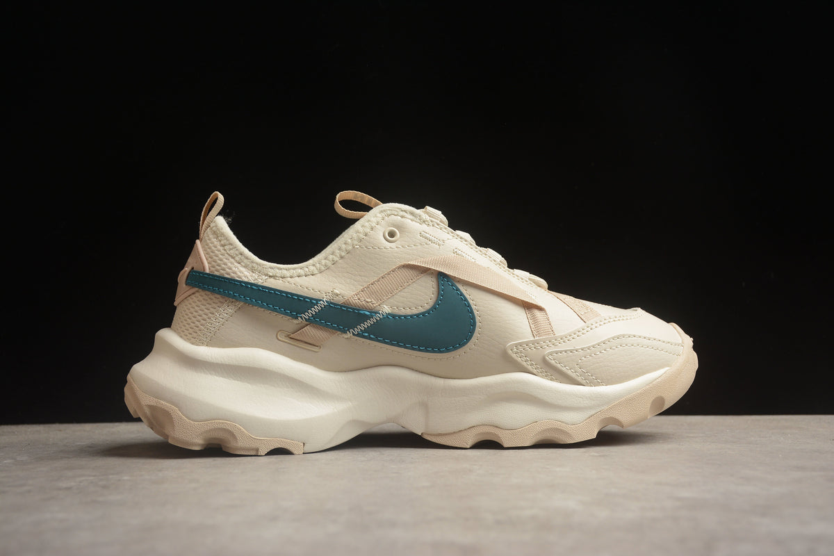 Nike TC 7900 PRM Unisex Shoes Sail Oxygen Purple Chunky Sneakers Teal / Beige